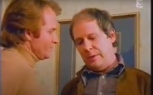 Fritz Wepper et Klaus Herm dans l'épisode "Pension de famille" de la série Inspecteur Derrick