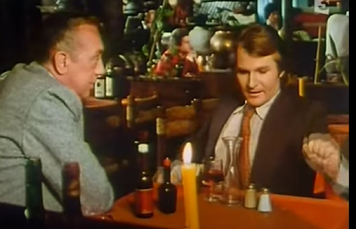 Horst Tappert et Fritz Wepper dans l'épisode "Crime du Trans Europe Express" de la série Inspecteur Derrick