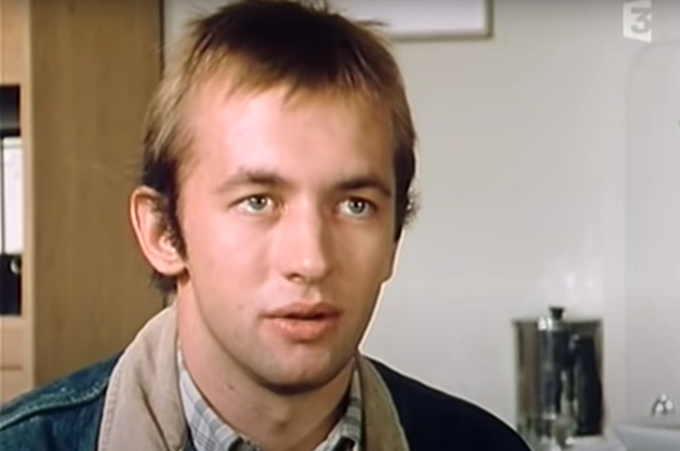 Wolfgang Müller dans l'épisode "Le Facteur L" de la série Inspecteur Derrick