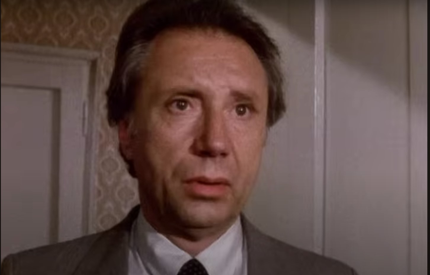 Horst Sachtleben dans l'épisode "Le sous-locataire" de la série Inspecteur Derrick